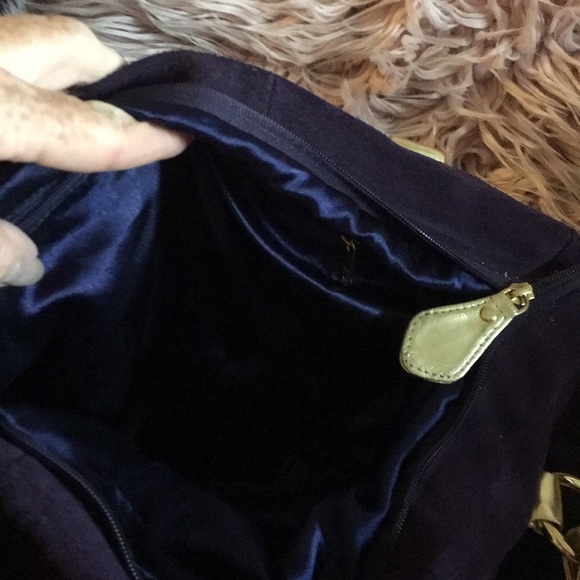 Handbag - Picture 3 of 3